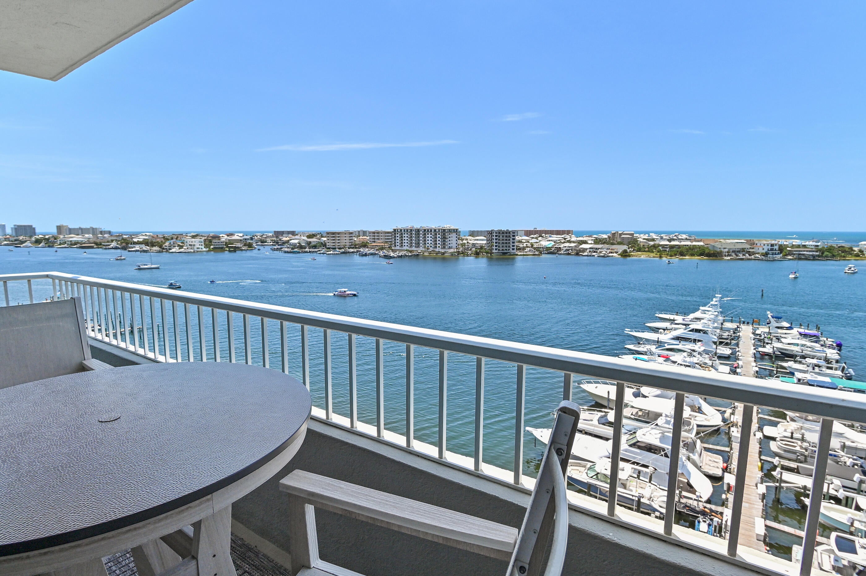 320 Harbor Blvd, Destin, FL 32541