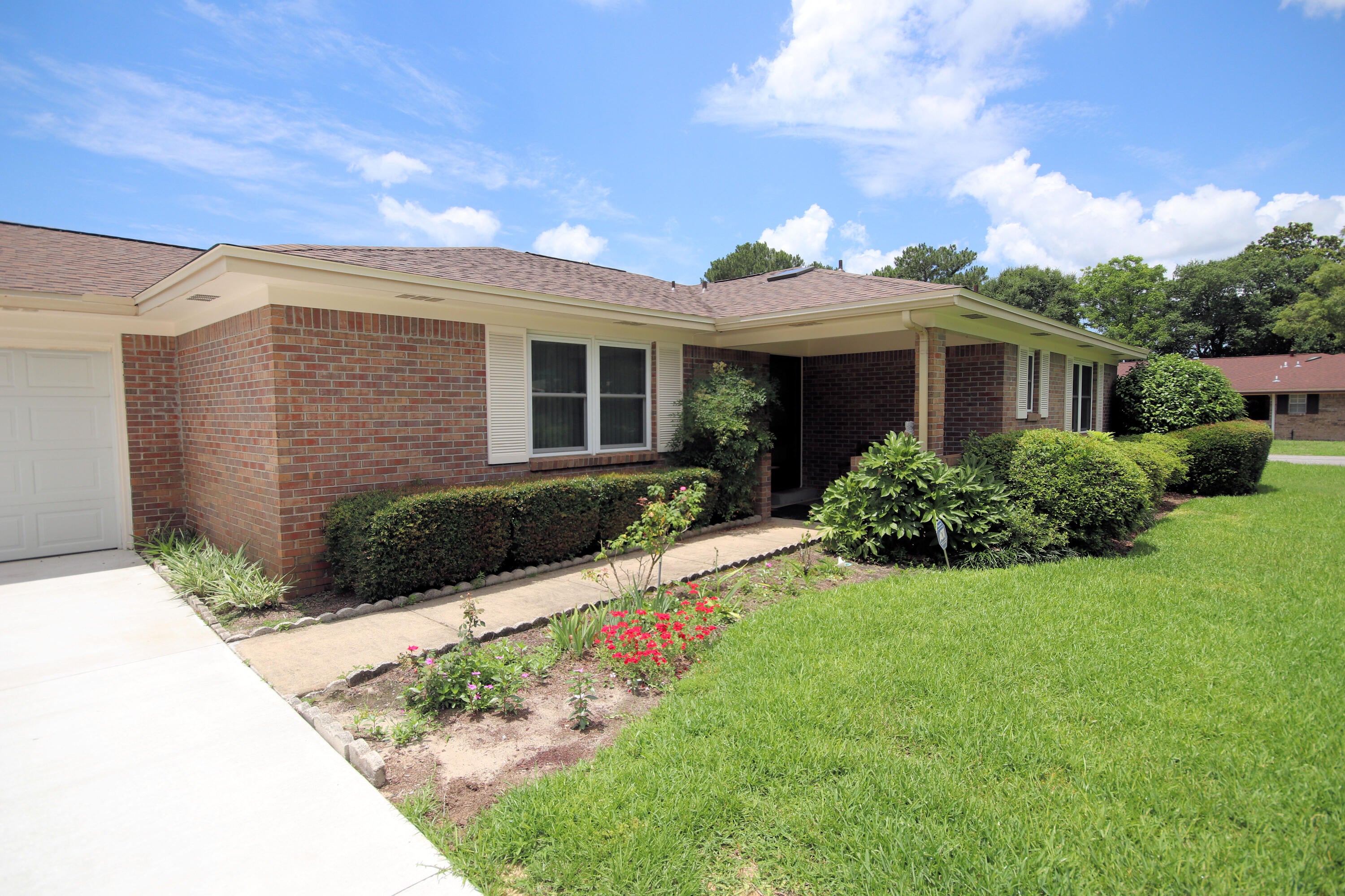 208 Dumaine Ct, Fort Walton Beach, FL 32547 photo