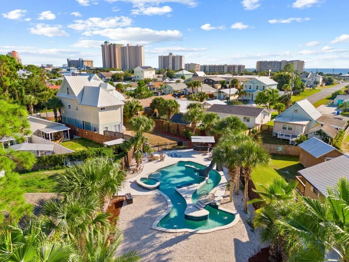 3910 Wasp St, Panama City Beach, FL 32408