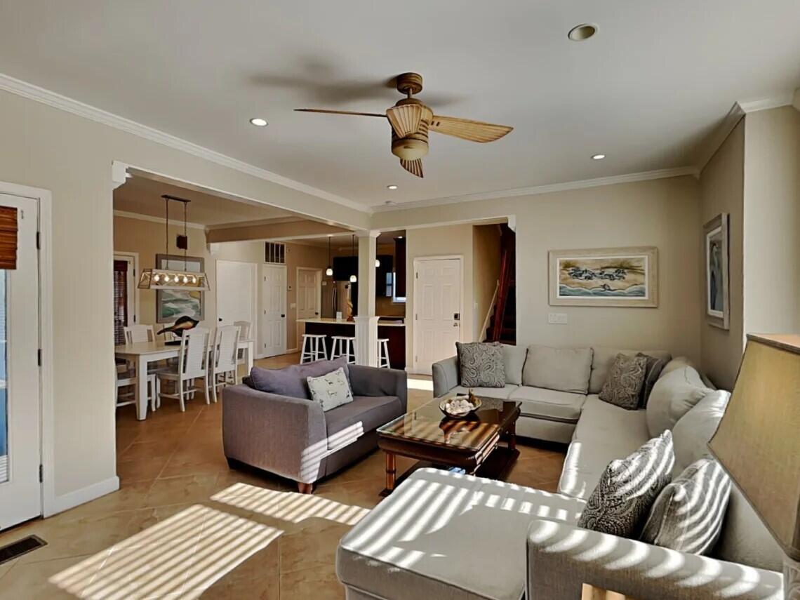 3910 Wasp St, Panama City Beach, FL 32408 photo