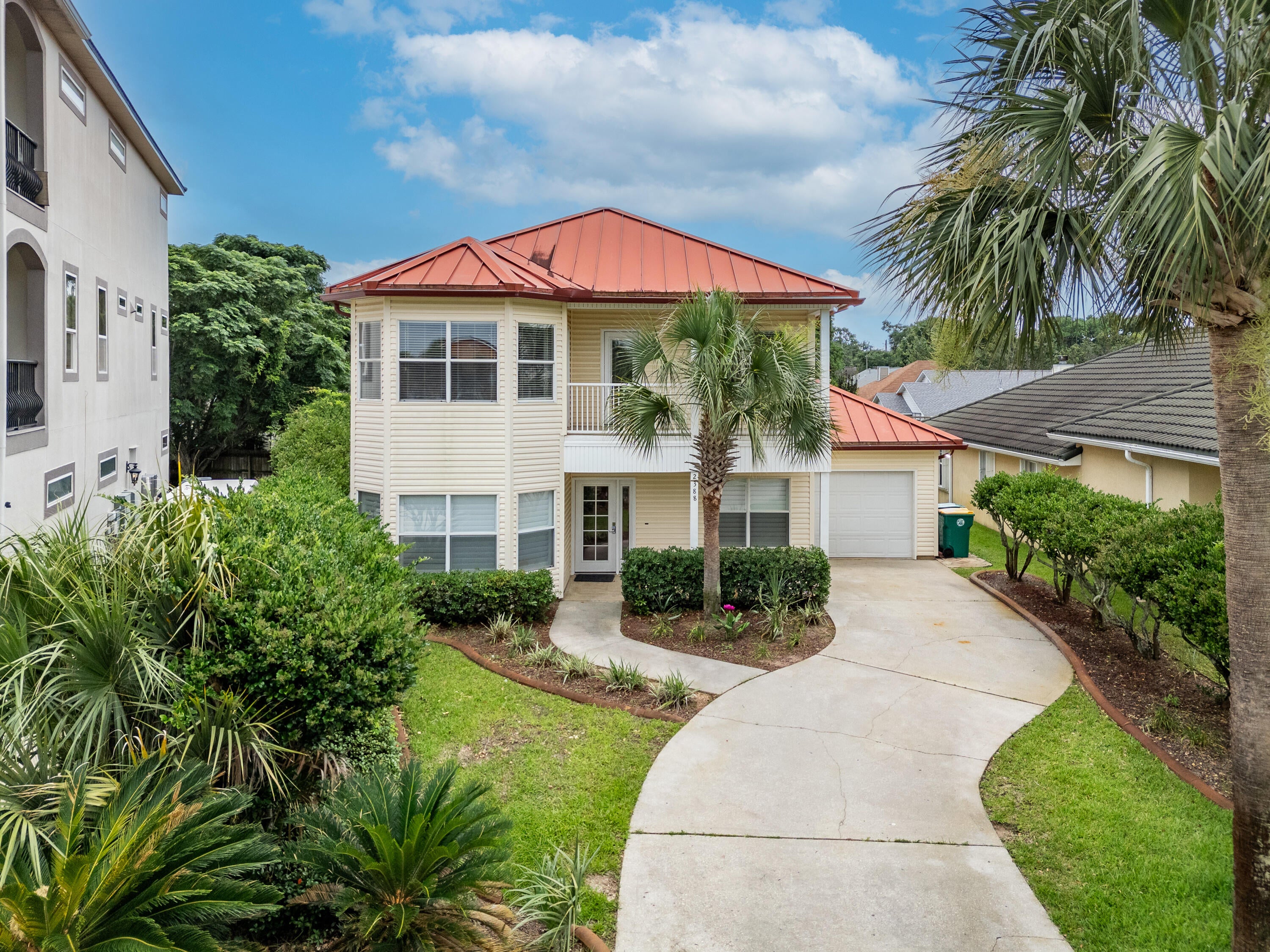 2388 Palm Harbor Dr, Fort Walton Beach, FL 32547