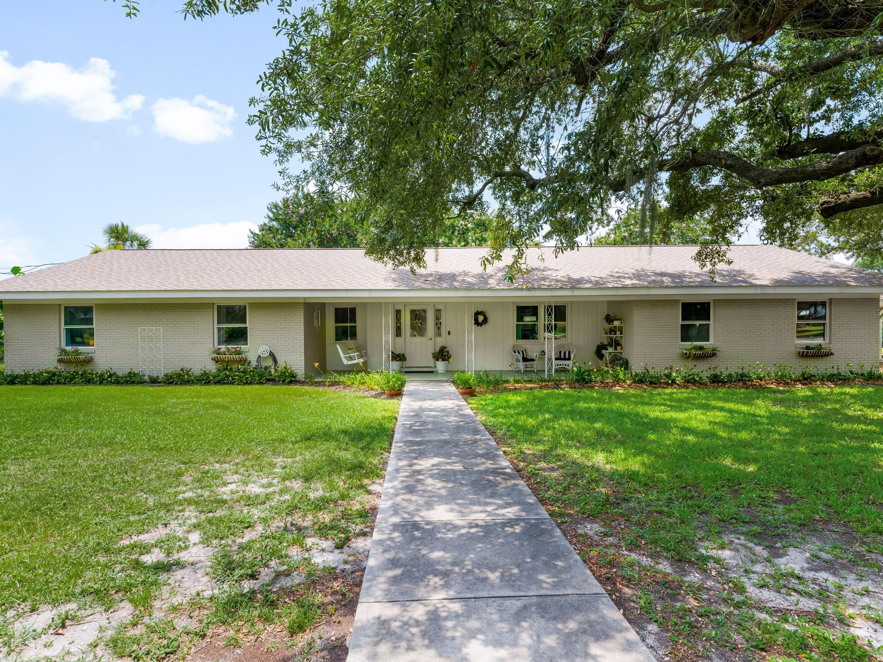 4439 Vista Ln, Lynn Haven, FL 32444 photo