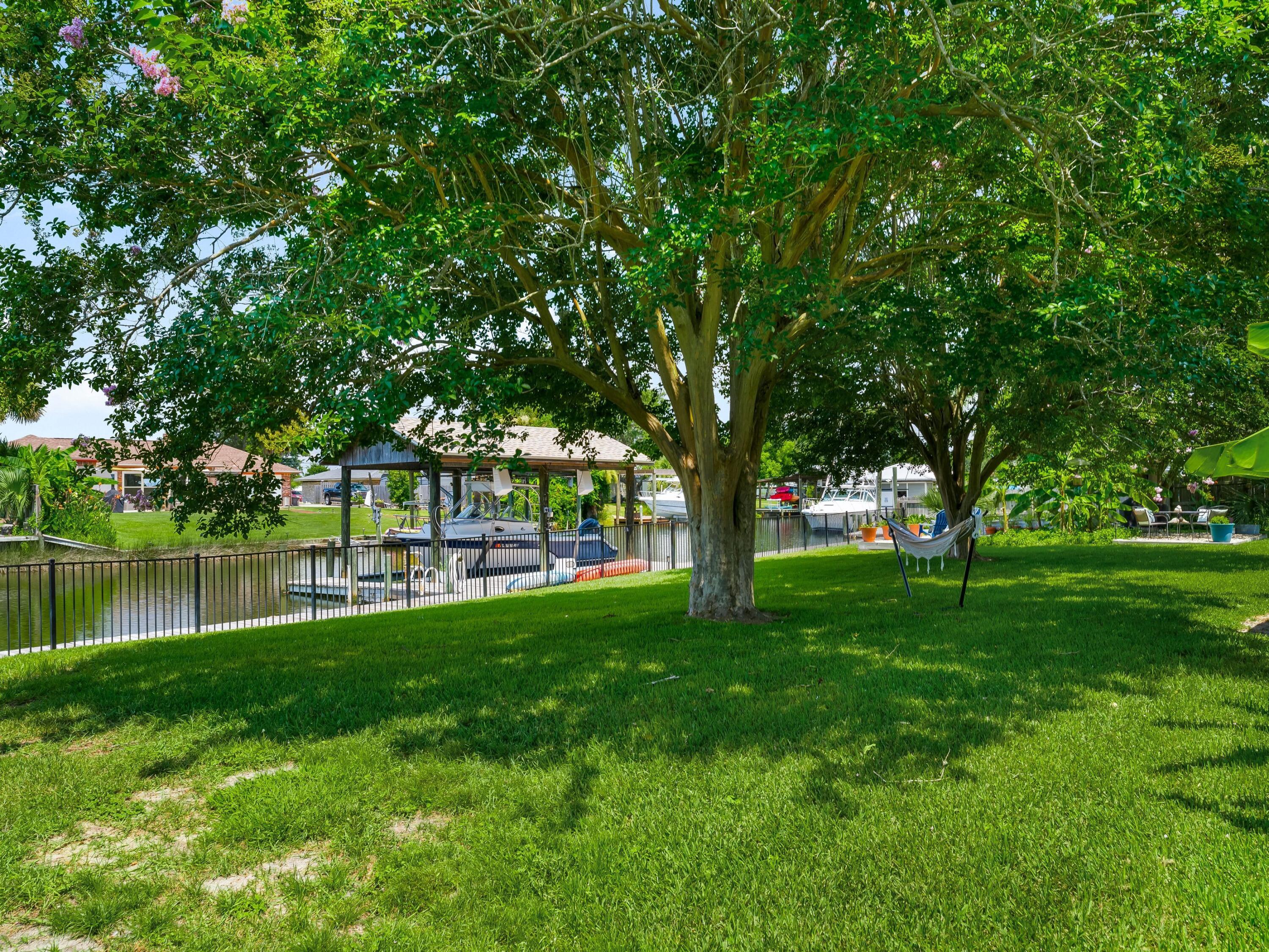 4439 Vista Ln, Lynn Haven, FL 32444 photo