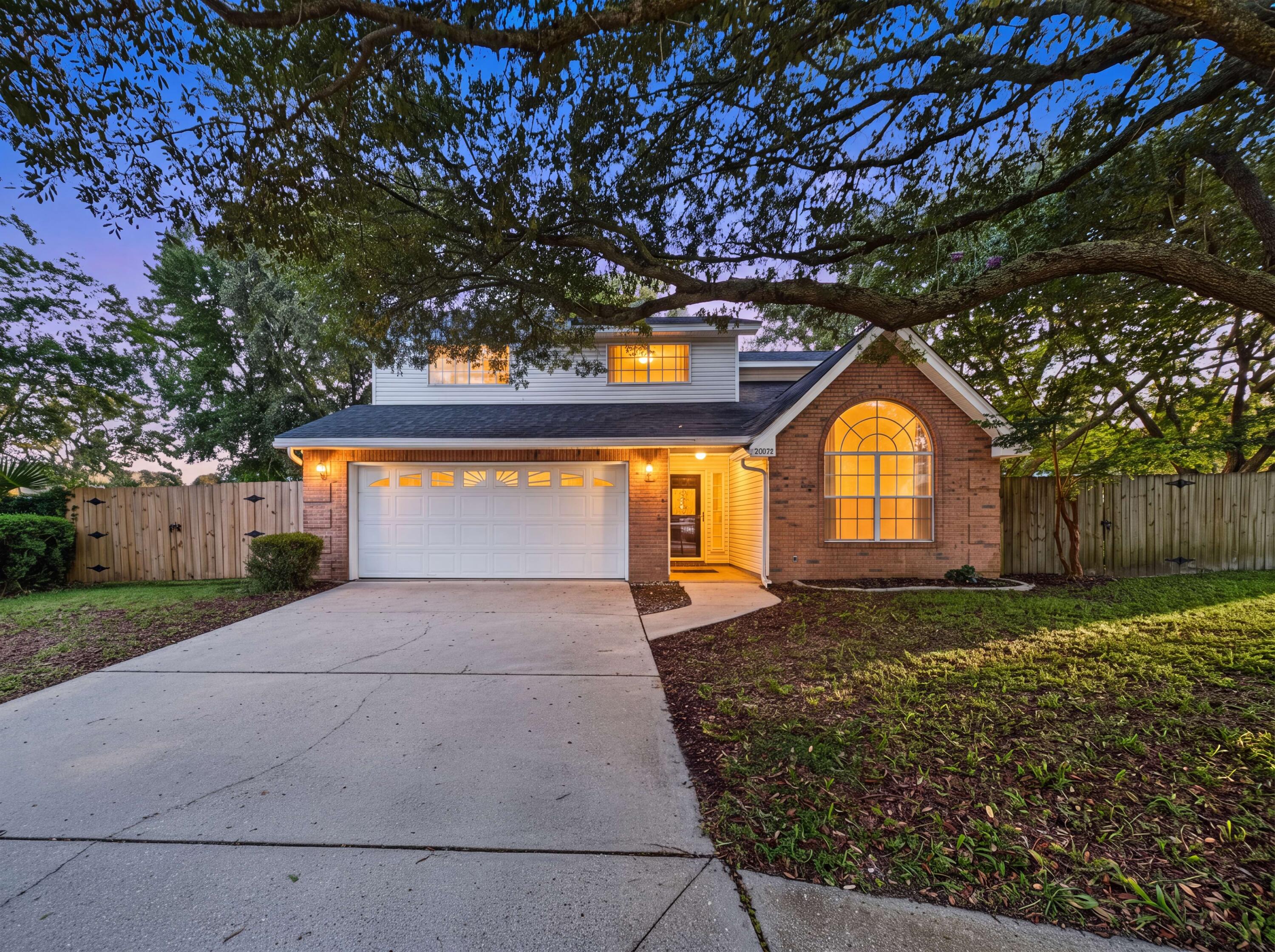 2586 Dana Ct, Shalimar, FL 32579