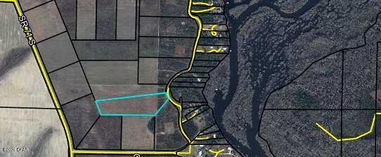 2116 SE Cypress Point Rd, Wewahitchka, FL 32465 photo
