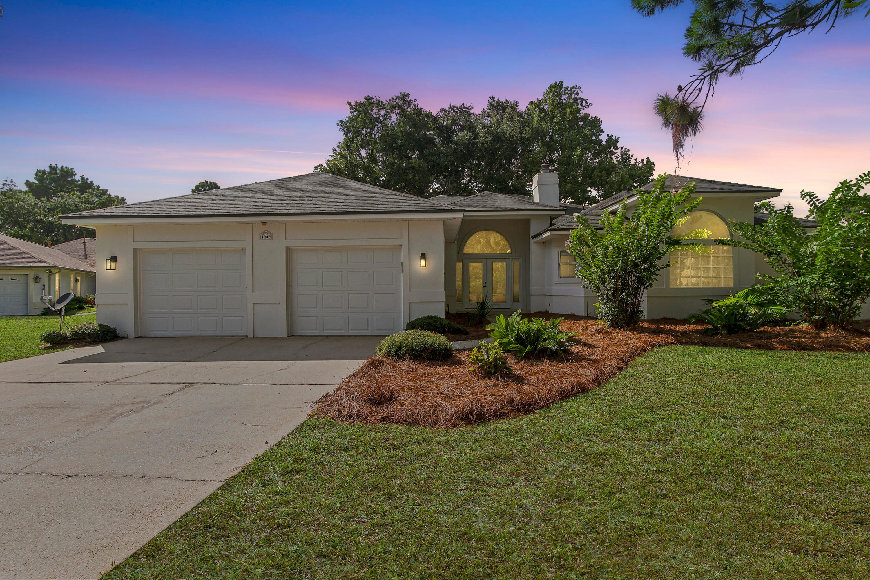 1005 Shalimar Point Dr, Shalimar, FL 32579