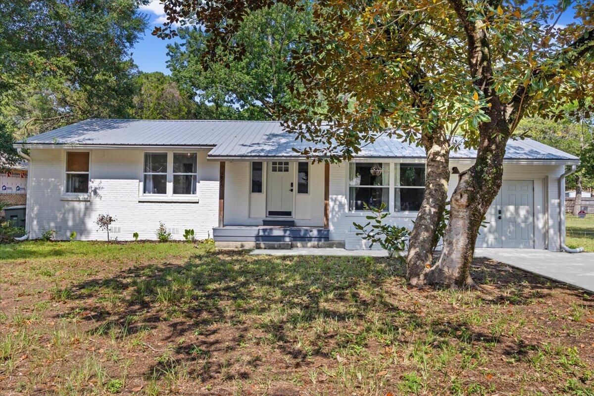 226 NE Bradley Dr, Fort Walton Beach, FL 32547 photo