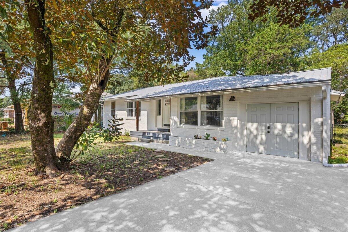 226 NE Bradley Dr, Fort Walton Beach, FL 32547 photo