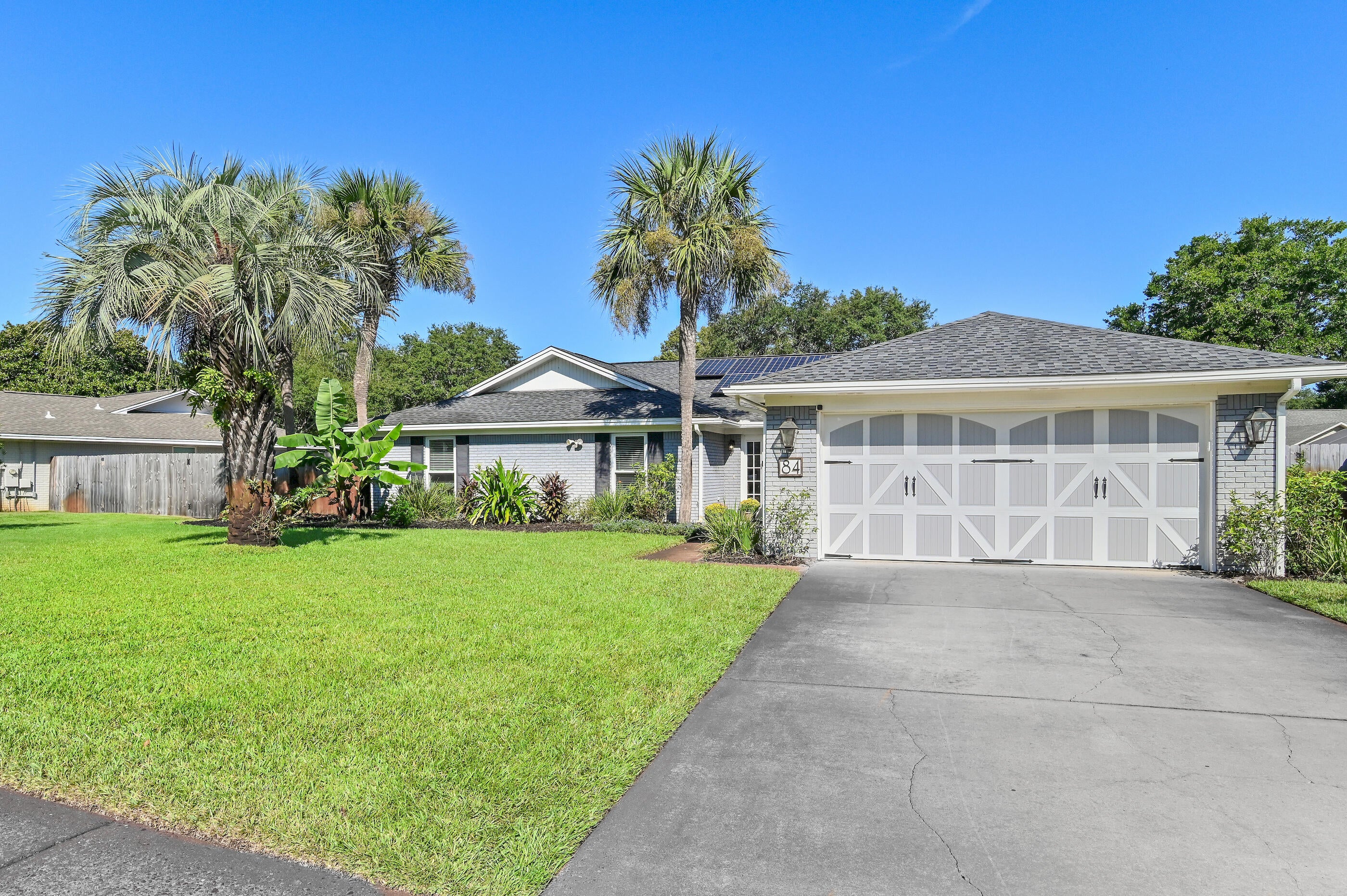 84 W Country Club Dr, Destin, FL 32541 photo