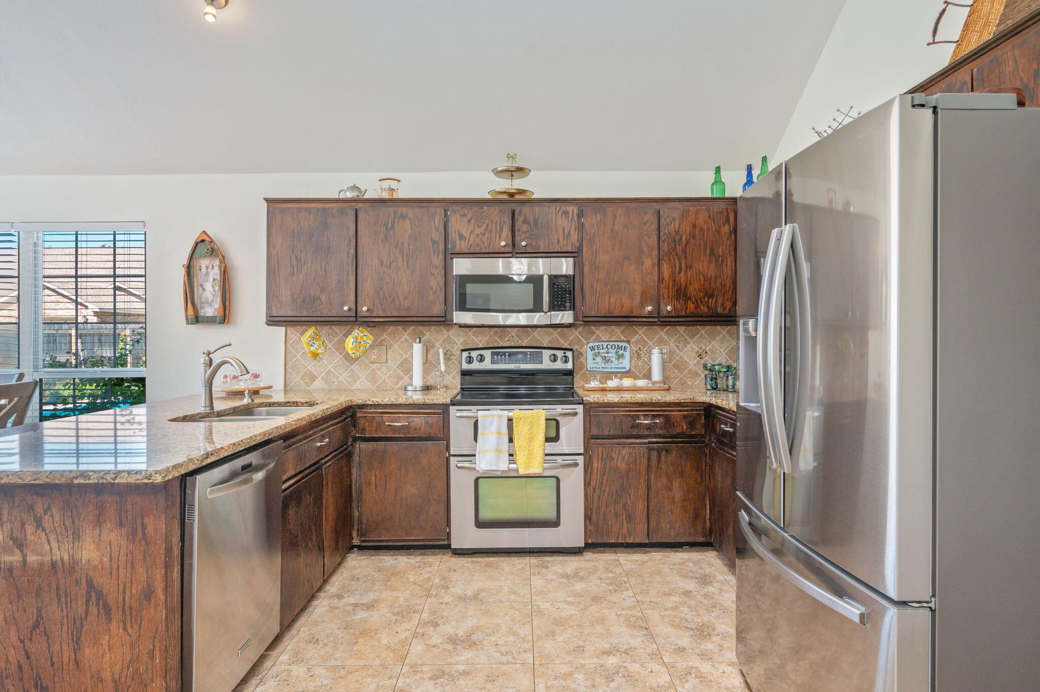 422 Northampton Cir, Fort Walton Beach, FL 32547 photo
