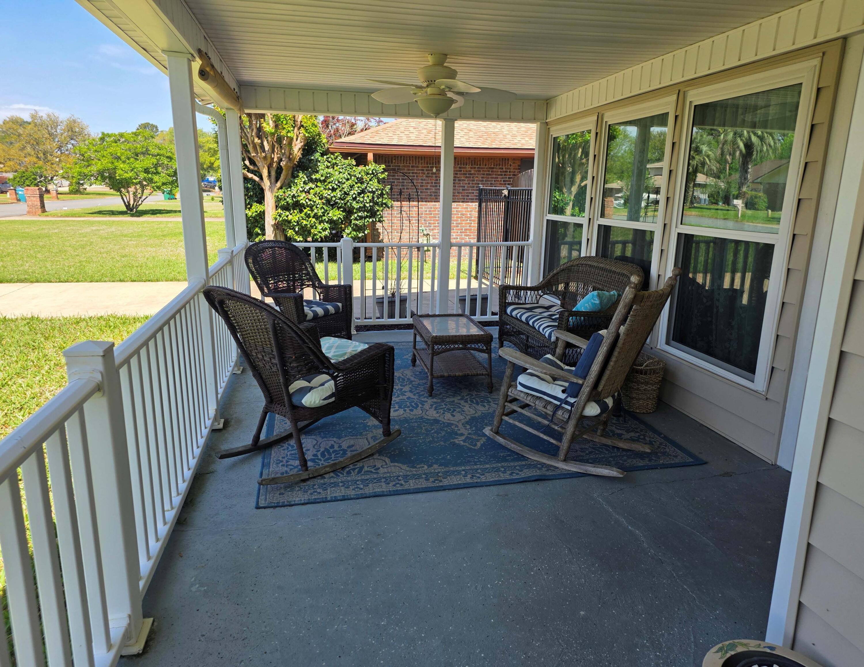 19 Lake Lorraine Cir, Shalimar, FL 32579 photo