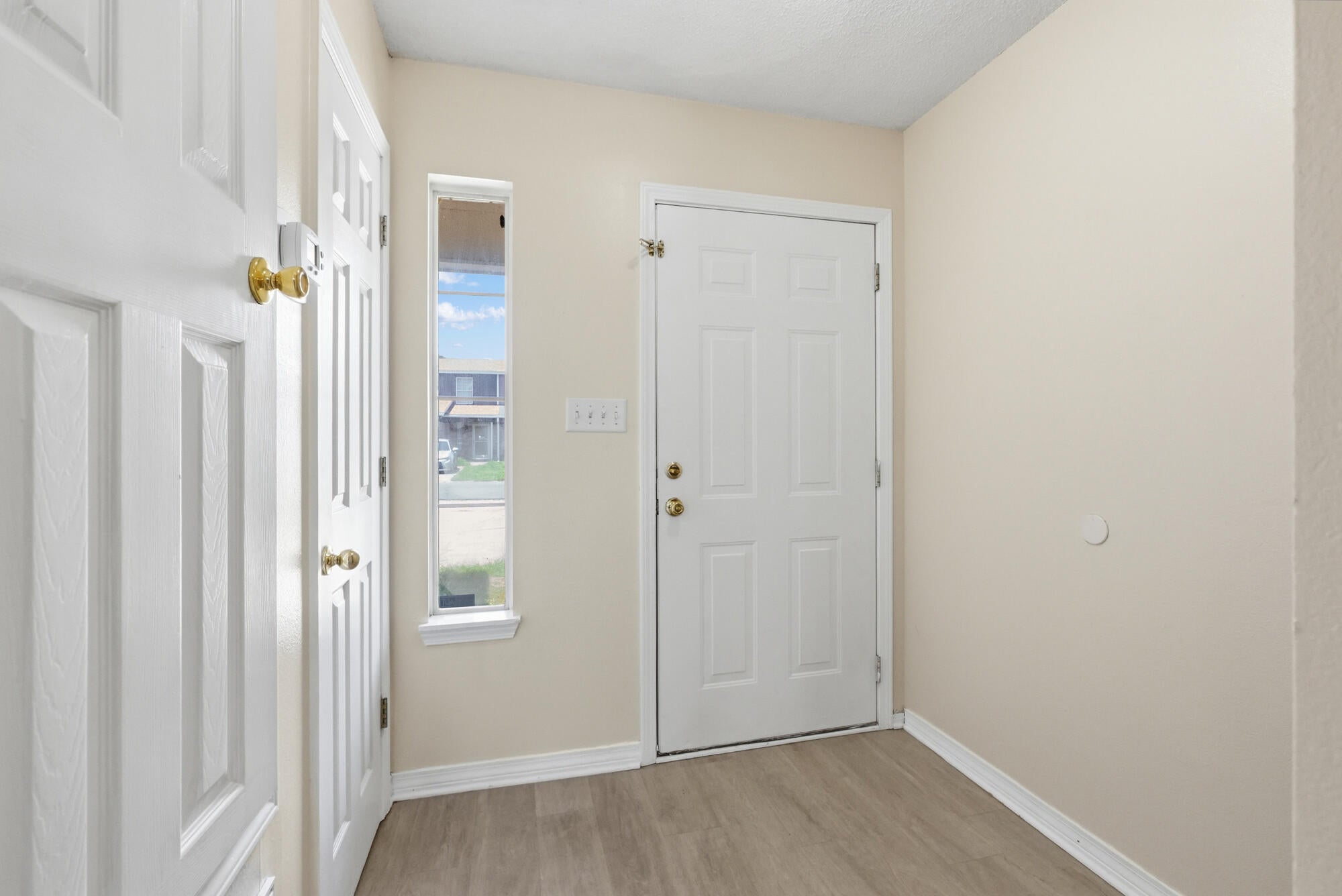 1818 Whispering Oaks Ln, Fort Walton Beach, FL 32547 photo