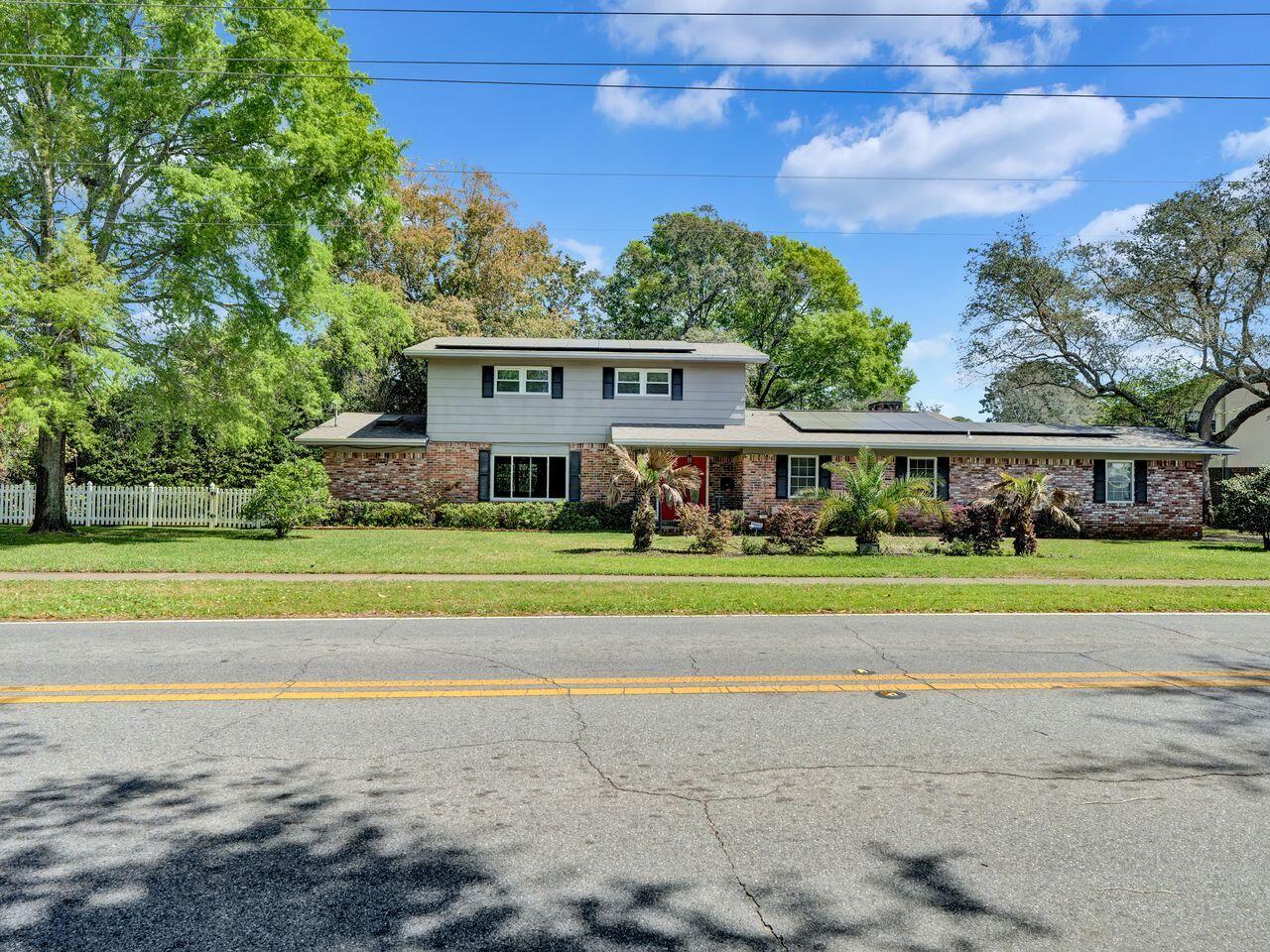 700 Country Club Ave, Fort Walton Beach, FL 32547