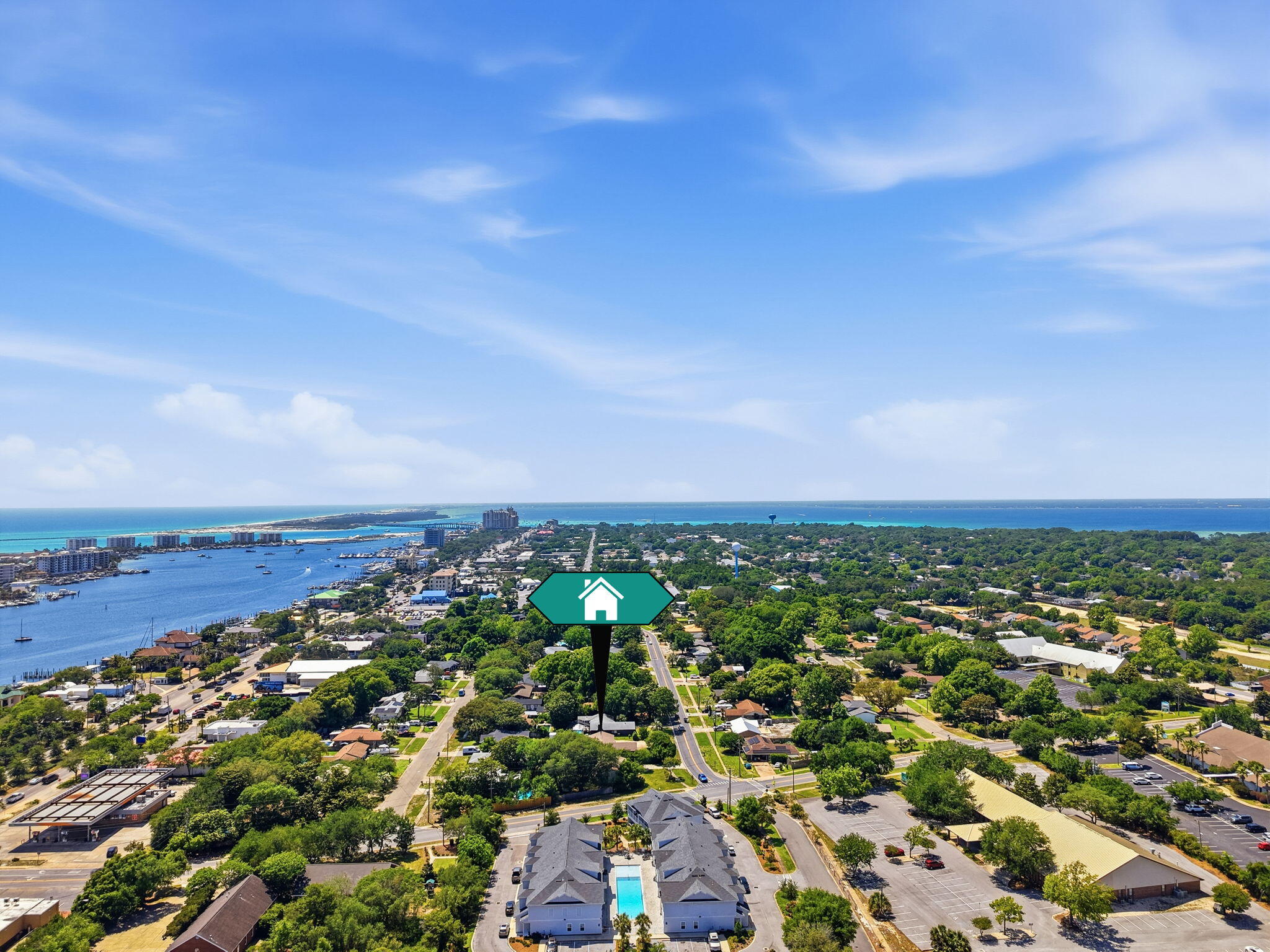 628 Mountain Dr, Destin, FL 32541 photo