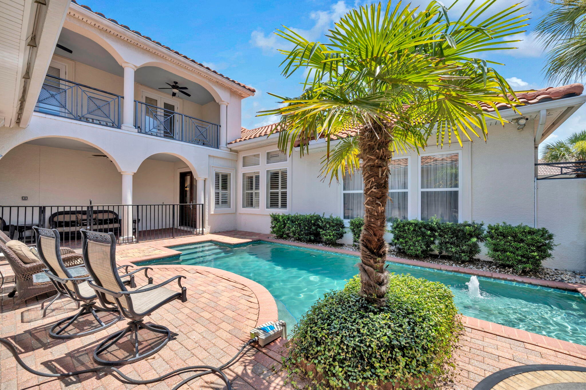 77 Siesta Blf, Destin, FL 32541