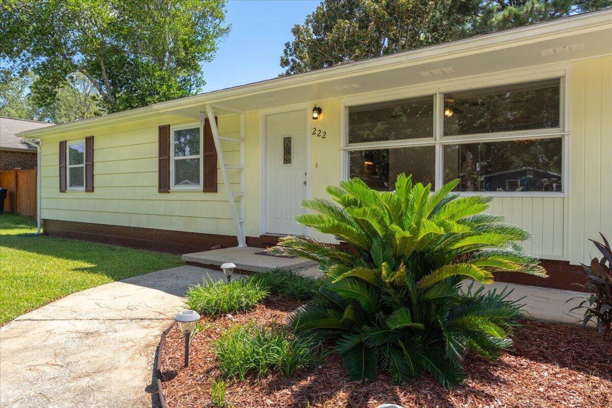 222 Moriarty St, Fort Walton Beach, FL 32548