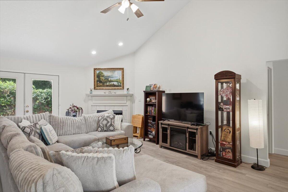 2199 Opal Ct, Fort Walton Beach, FL 32547 photo