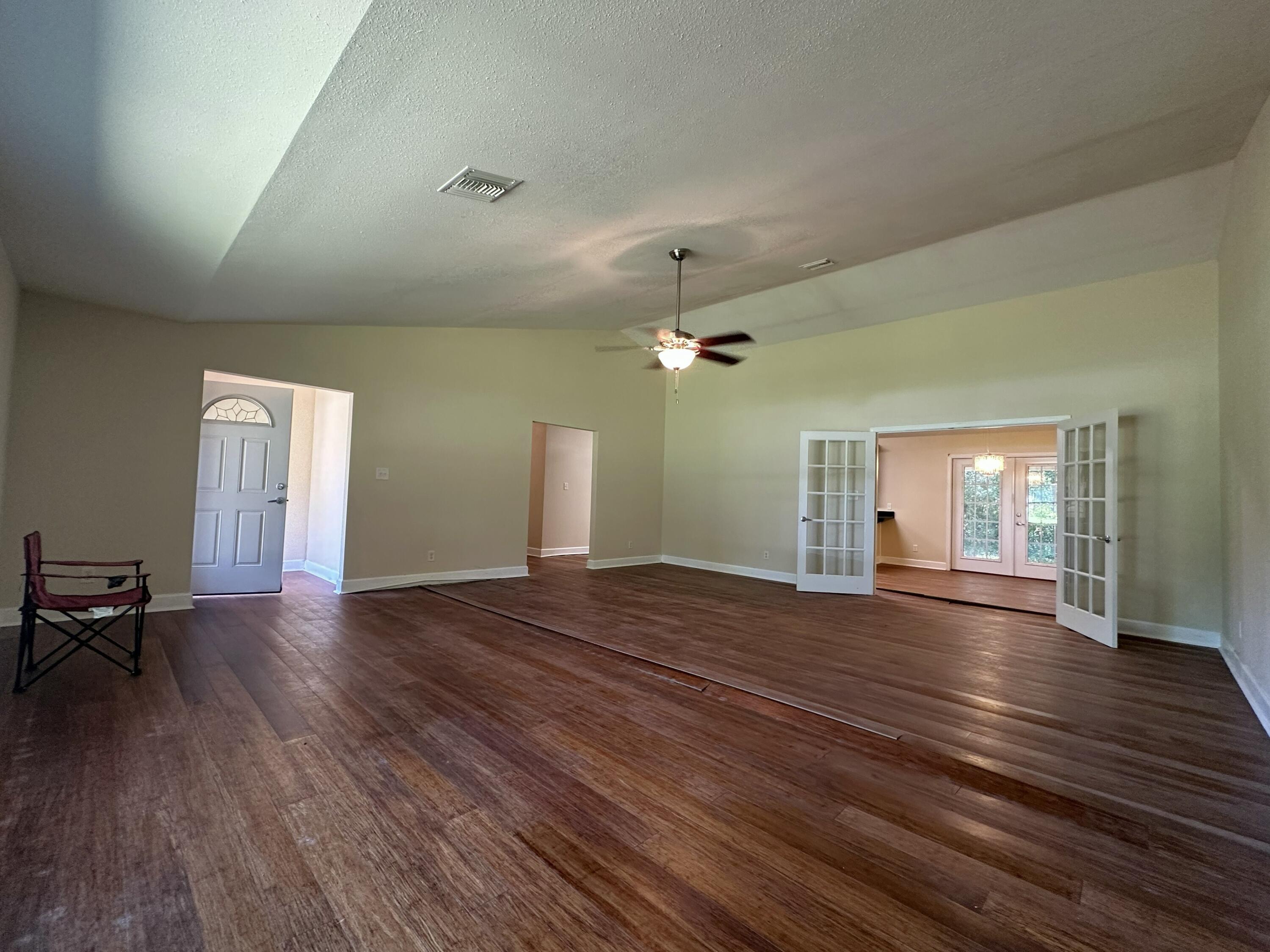 18 Hickory Ave, Shalimar, FL 32579 photo