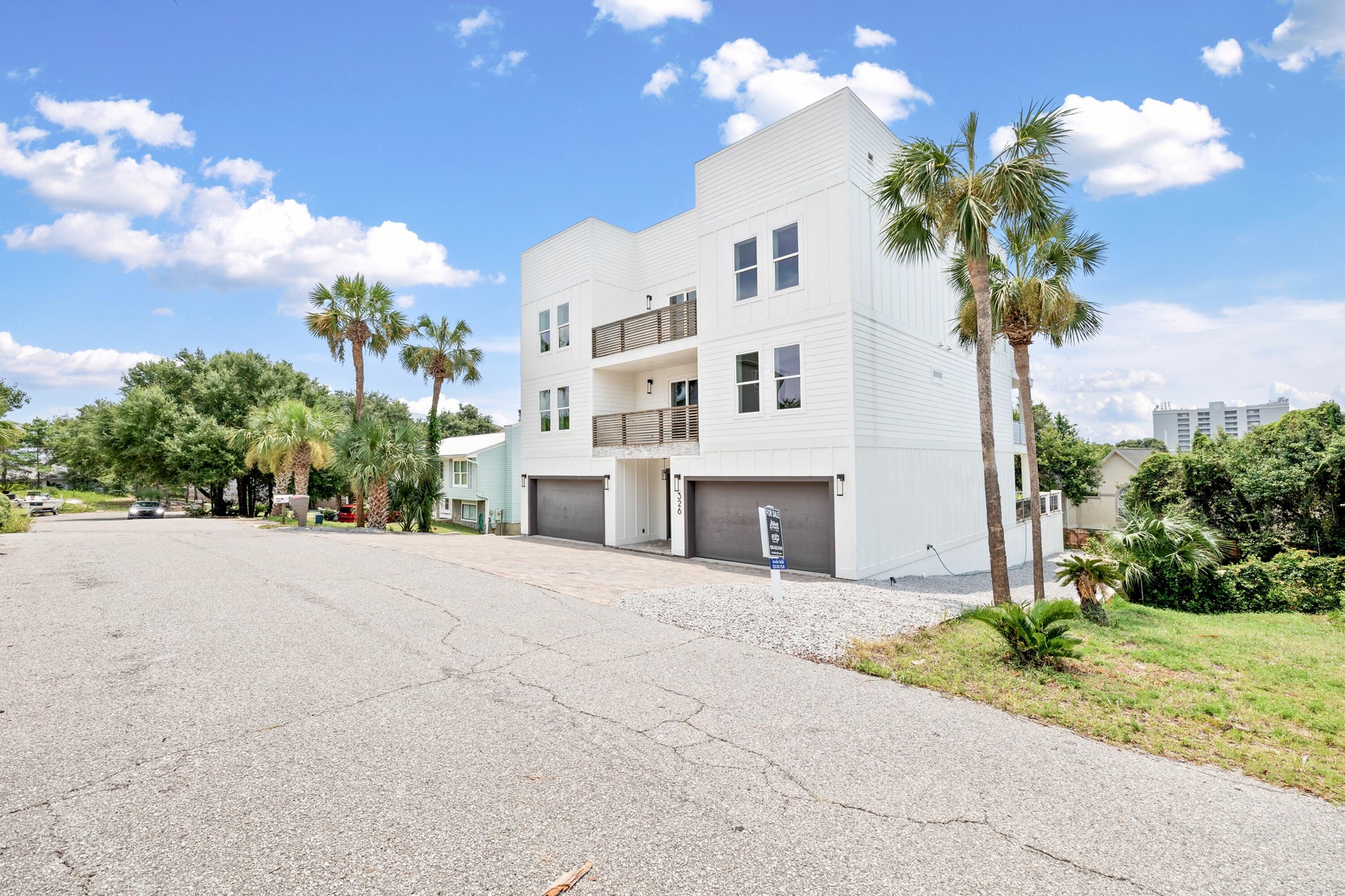 326 Summit Dr, Destin, FL 32541 photo