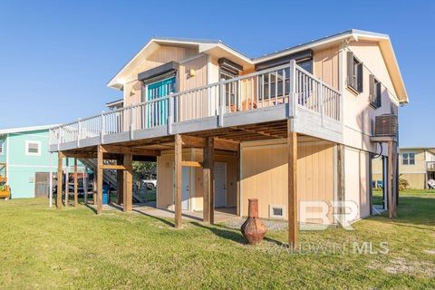  in Gulf Shores AL 326 W 3rd Avenue.jpg