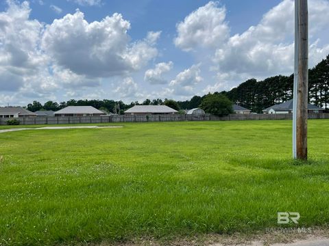 Unimproved Land in Robertsdale AL 3 Fountain Street.jpg