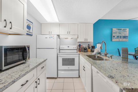 Condominium in Gulf Shores AL 645 Plantation Road #6706 7.jpg