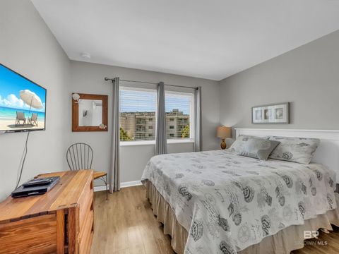 Condominium in Gulf Shores AL 400 Plantation Road #1210 8.jpg