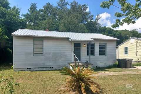  in Pensacola FL 407 Chaseville Street.jpg
