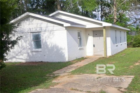  in Bay Minette AL 1307 Shedrick Hardy Parkway.jpg