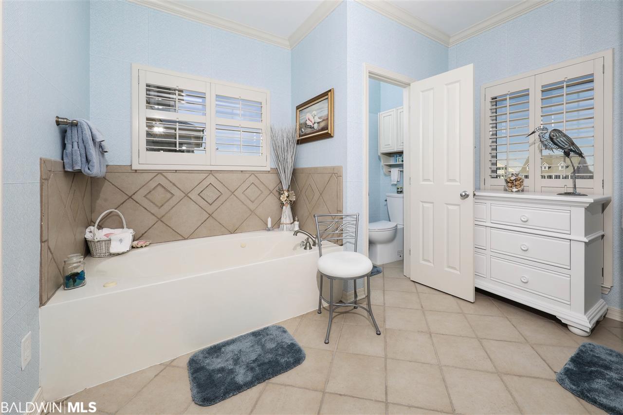 in Gulf Shores AL 2283 W Beach Boulevard 18.jpg