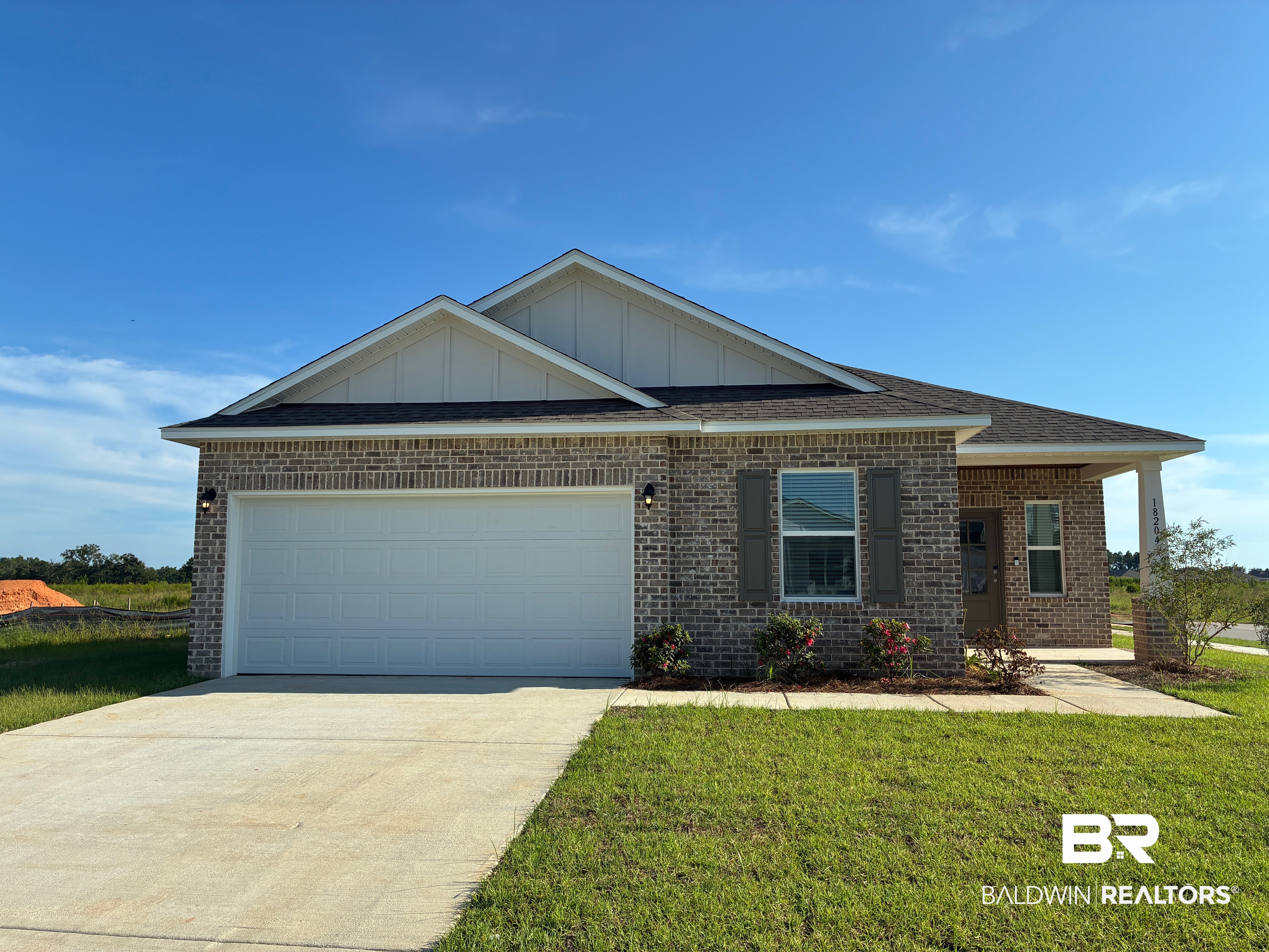 18204 Kent Cir, Foley, AL 36535