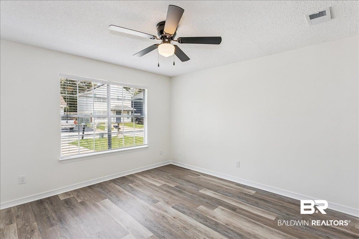7171 Heather Oaks Dr, Pensacola, FL 32506 photo