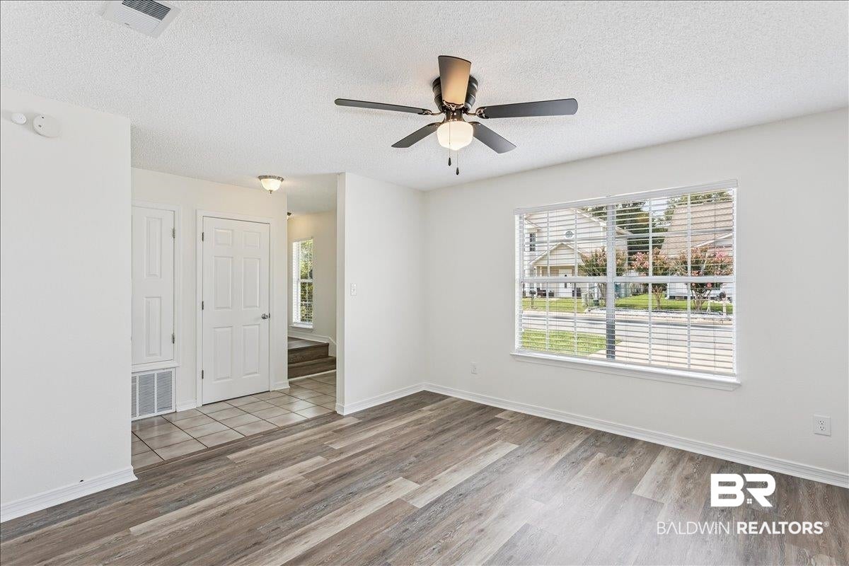 7171 Heather Oaks Dr, Pensacola, FL 32506 photo