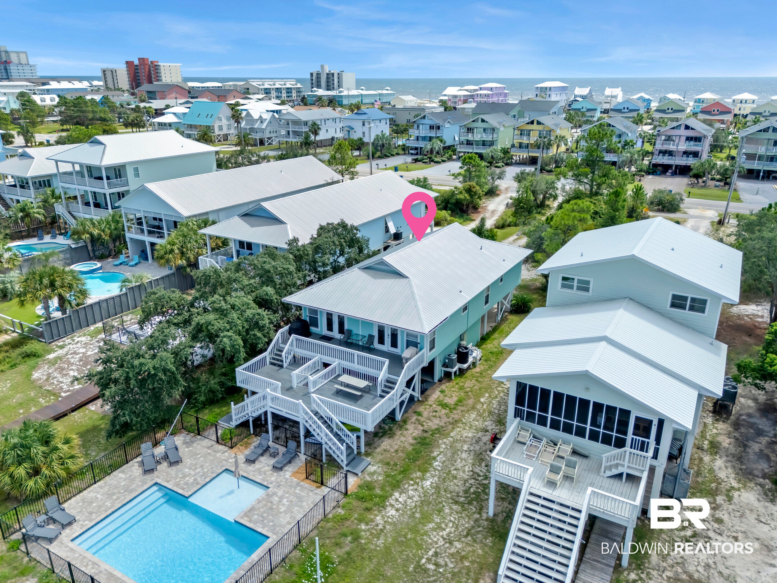 1224 Lagoon Ave, Gulf Shores, AL 36542