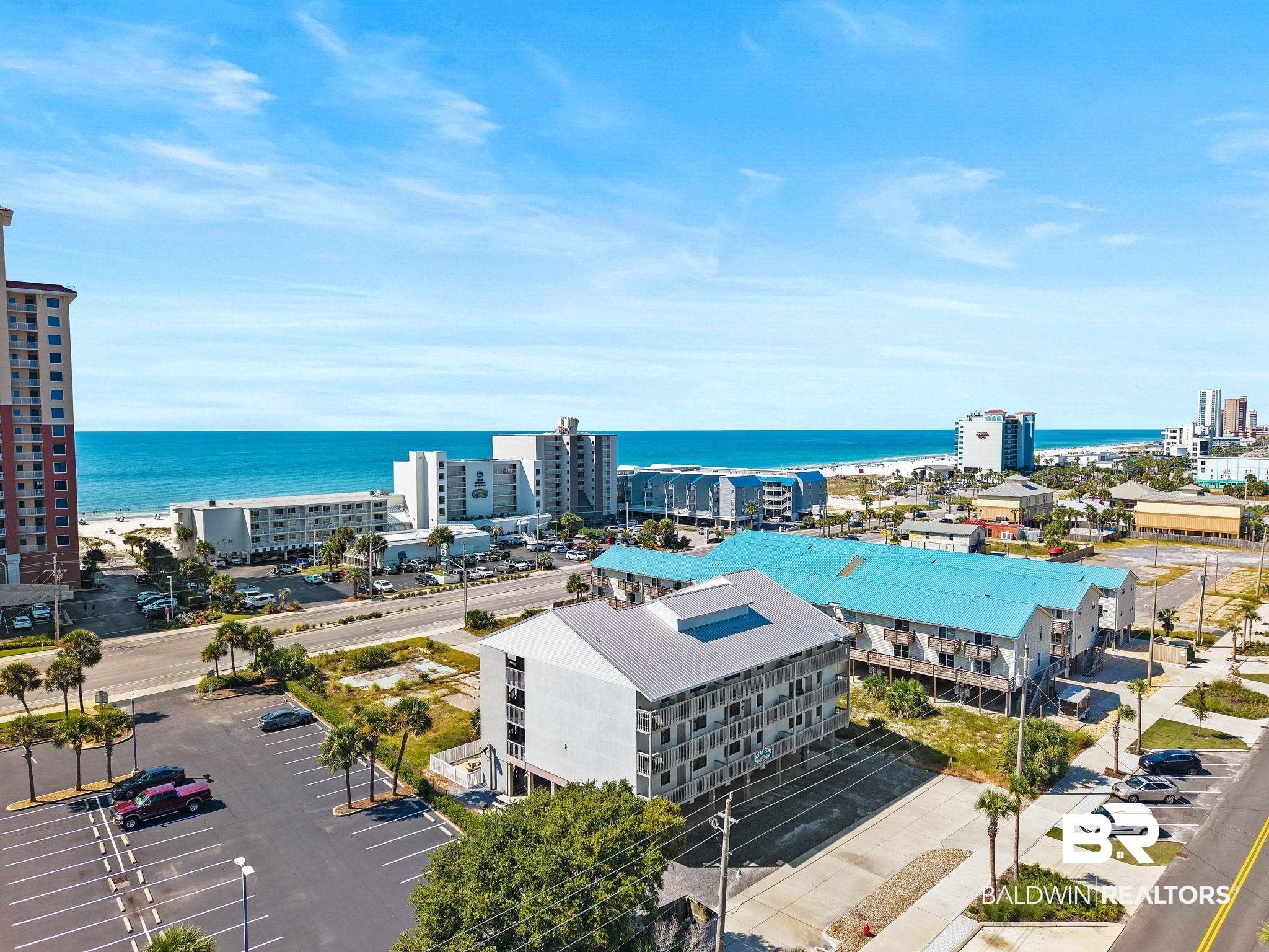 331 1st Ave, Gulf Shores, AL 36542