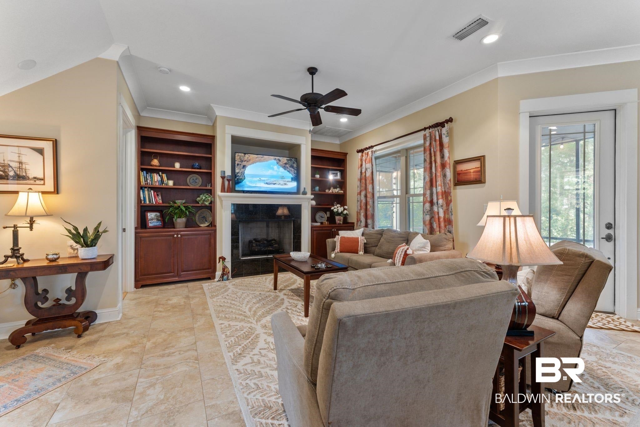 107 Ronforth St, Fairhope, AL 36532 photo