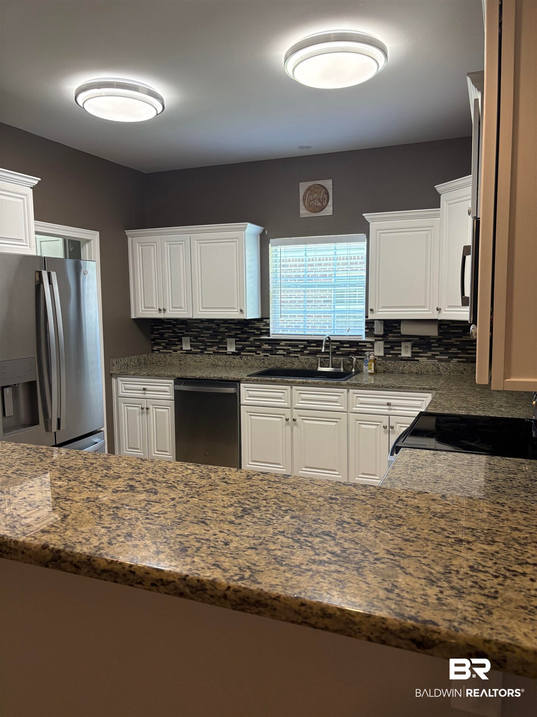 6111 Albray Dr, Gulf Shores, AL 36542 photo