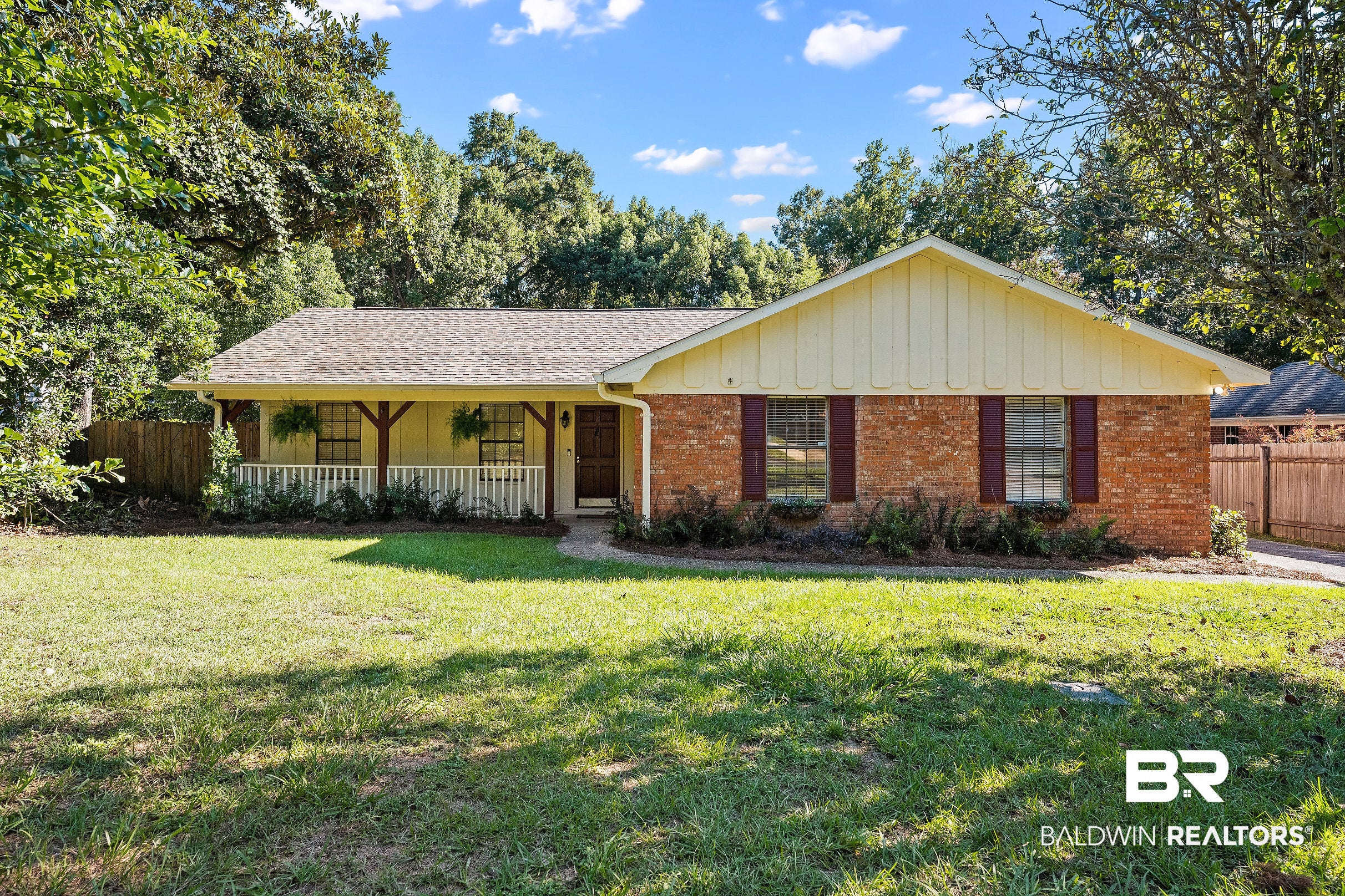 130 Brentwood Dr, Daphne, AL 36526 photo
