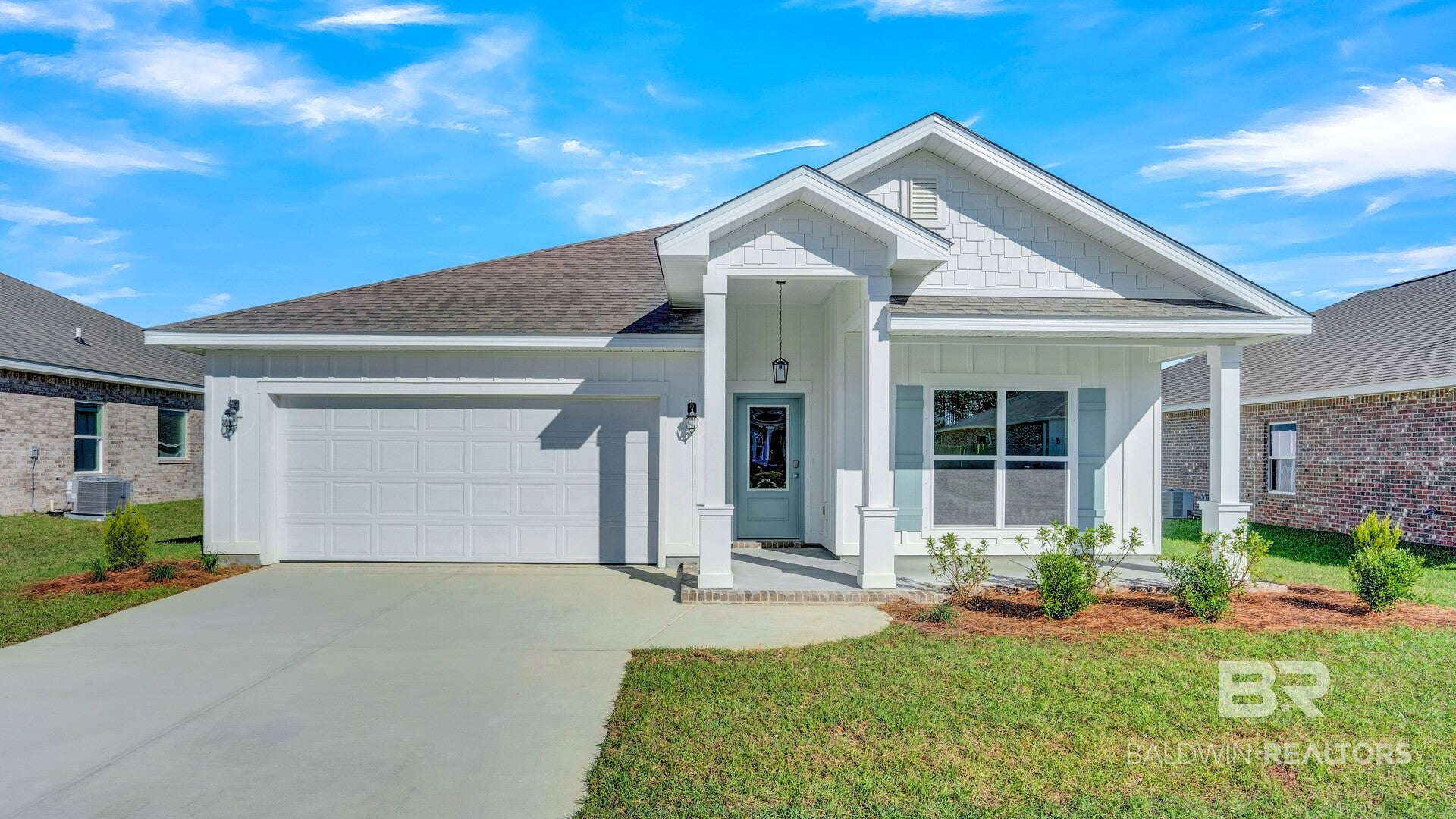 28159 Autumn Lake Cir, Elberta, AL 36530