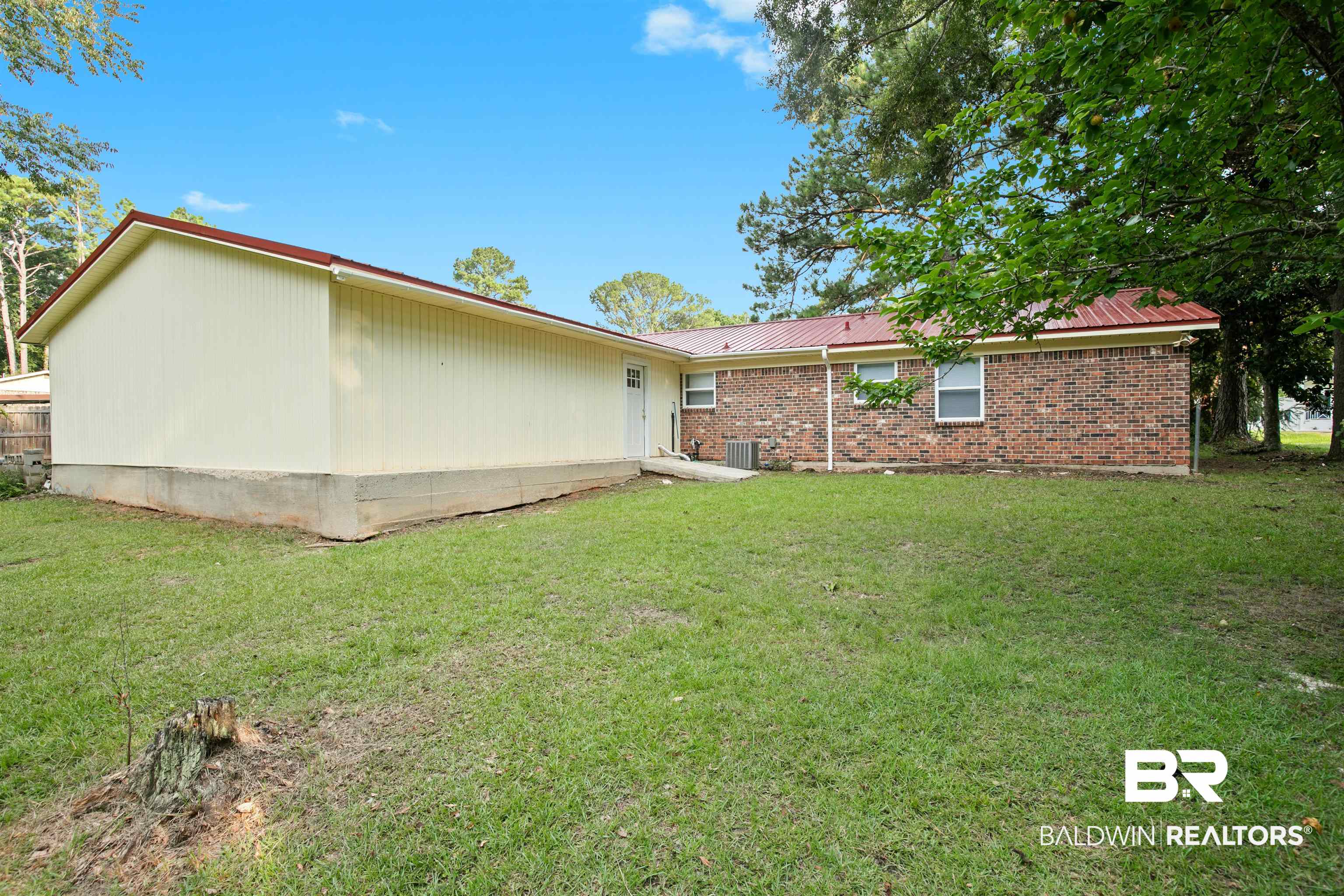 1109 Caroline Ave, Daphne, AL 36526 photo