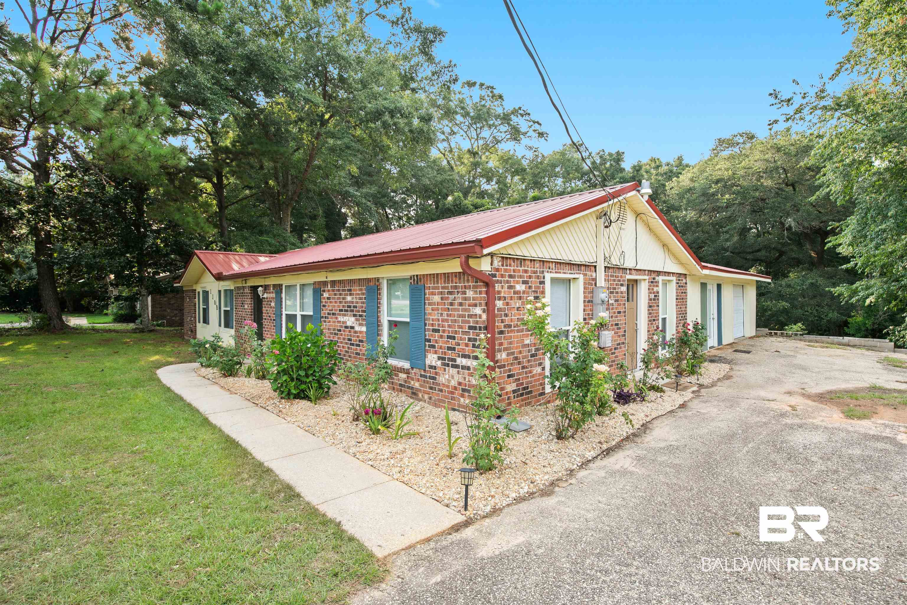 1109 Caroline Ave, Daphne, AL 36526 photo