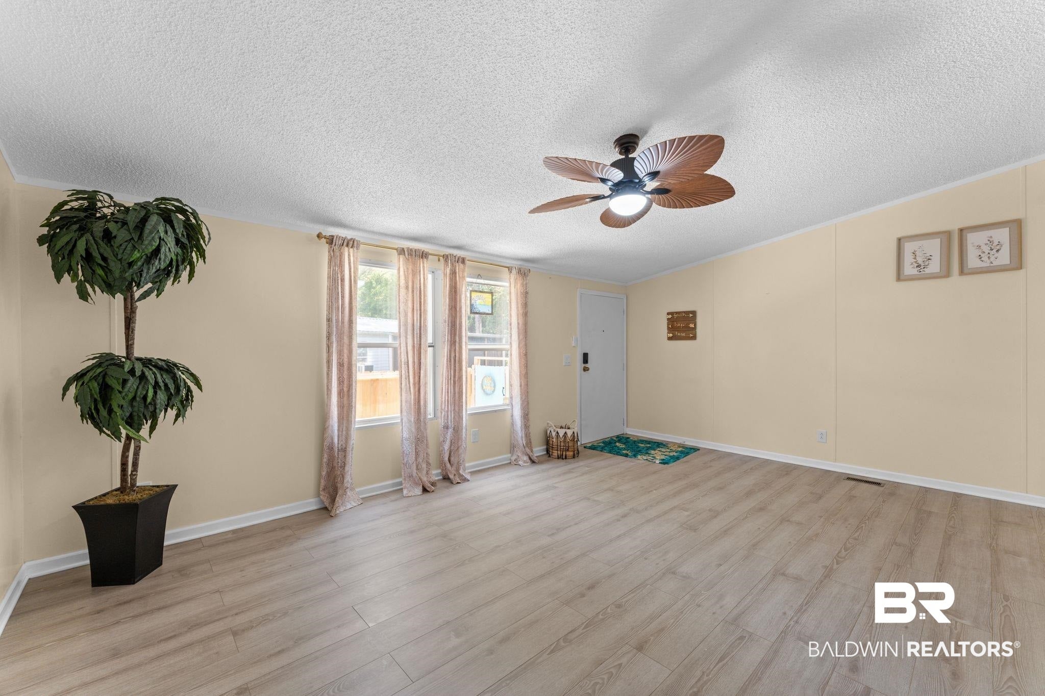 25231 Pompano Dr, Elberta, AL 36530 photo