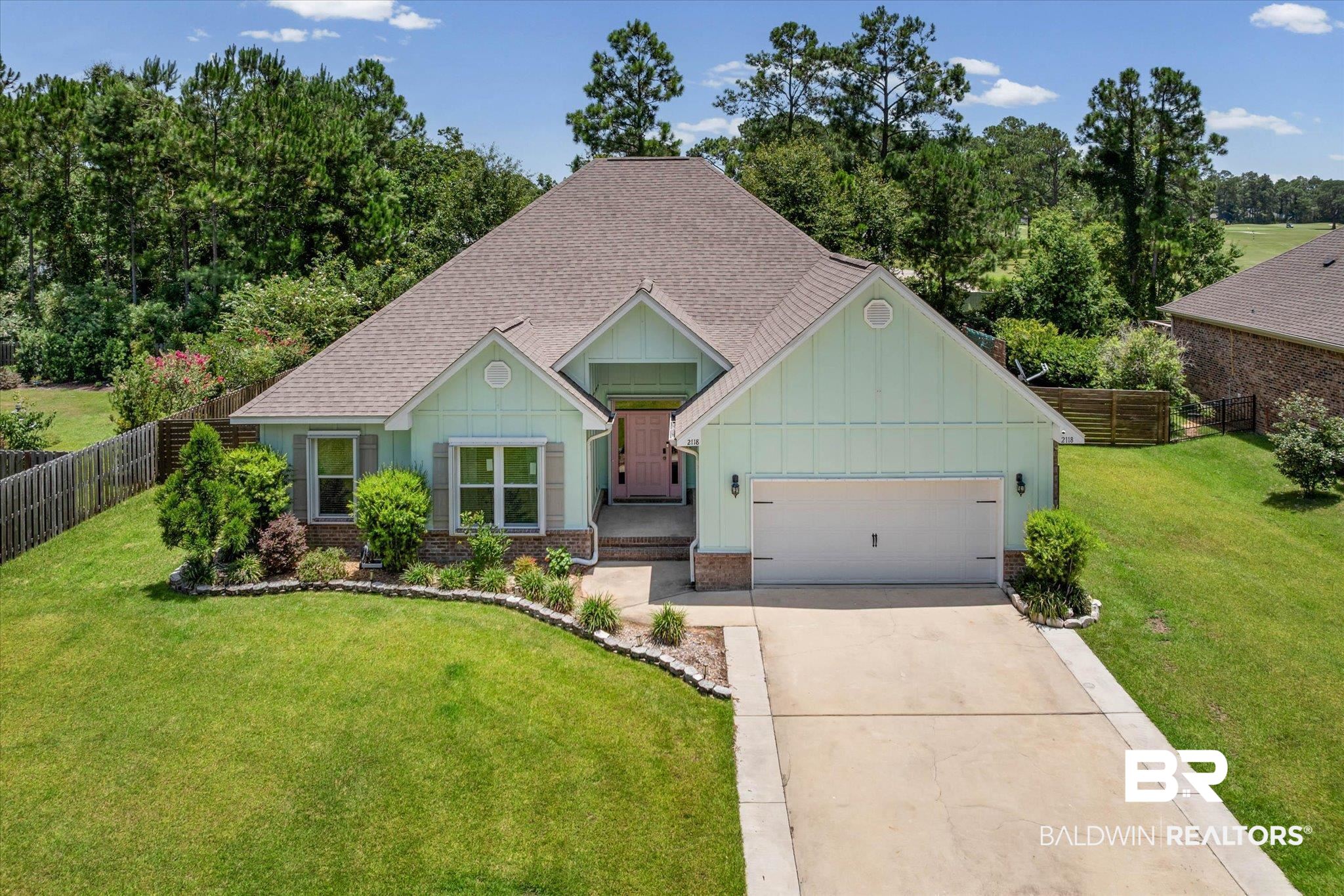 2118 Hogan Dr, Gulf Shores, AL 36542 photo