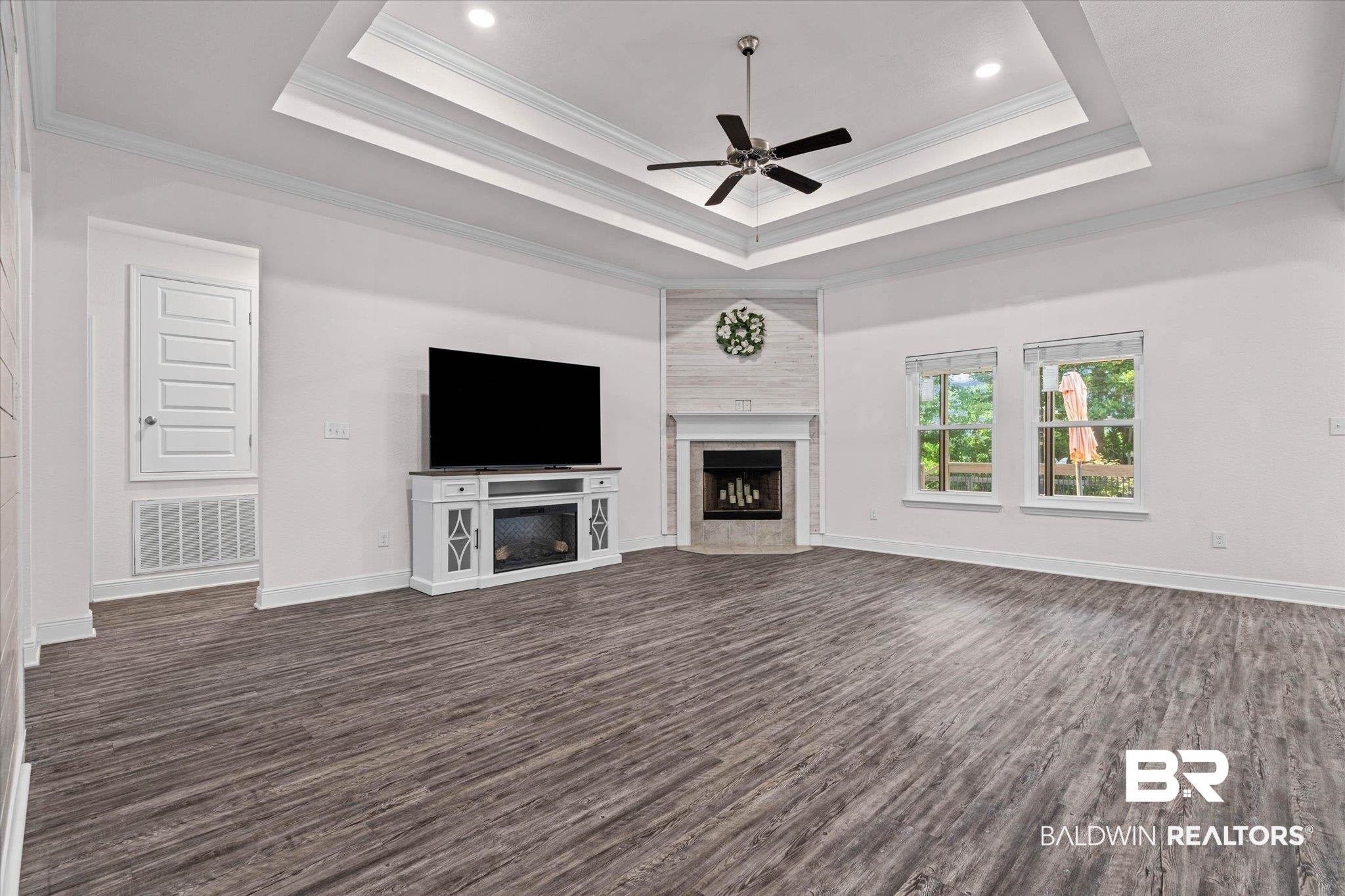 2118 Hogan Dr, Gulf Shores, AL 36542 photo