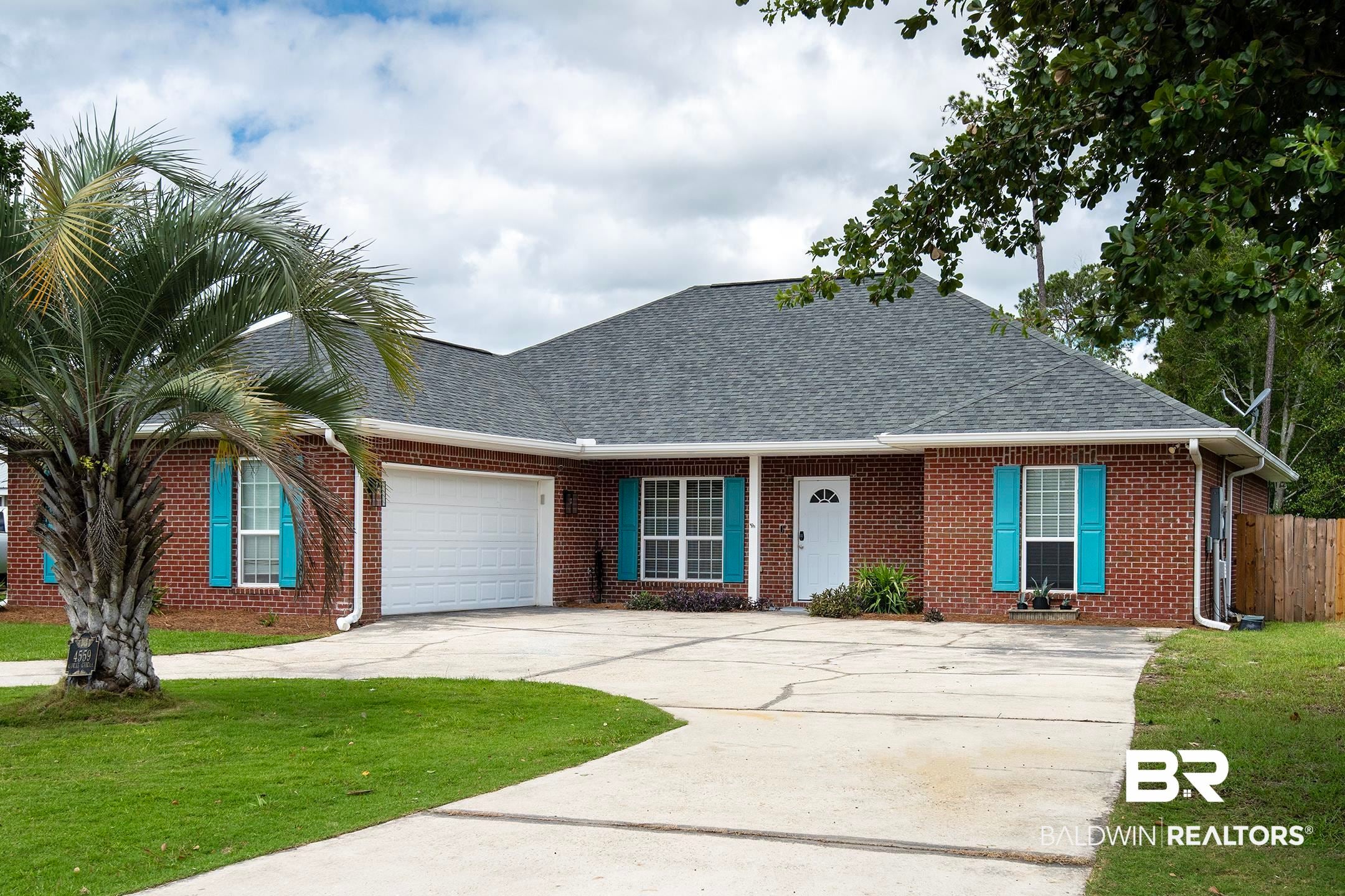4559 Coral Cir, Gulf Shores, AL 36542