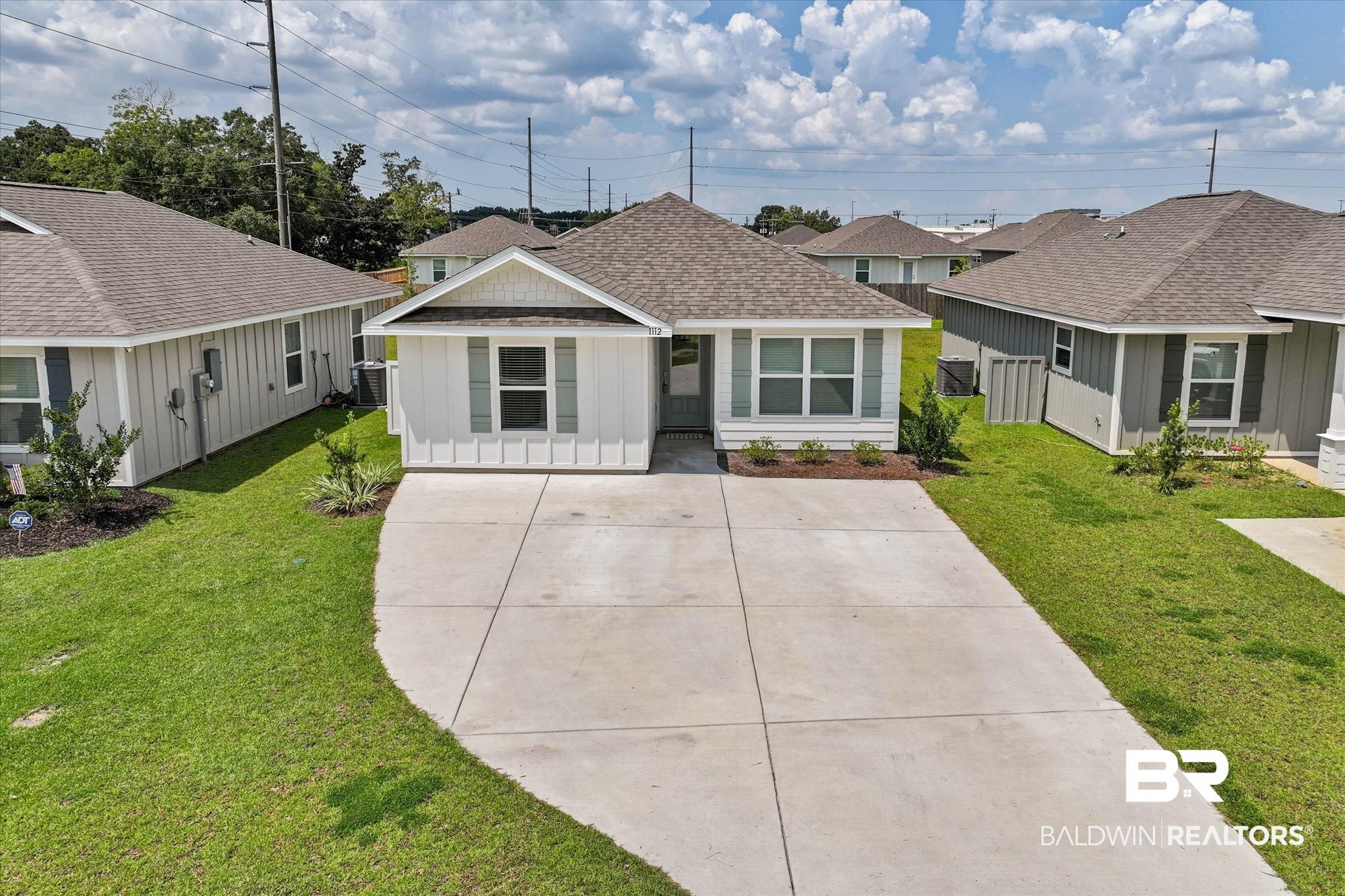 1112 S Bay St, Foley, AL 36535 photo