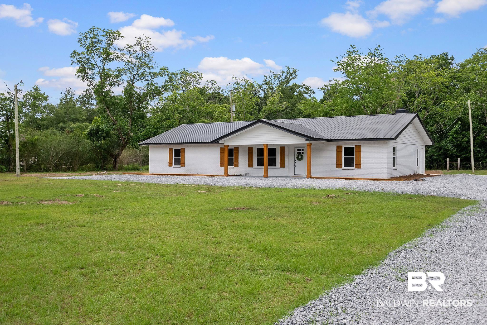28977 Gardner Rd, Elberta, AL 36530 photo