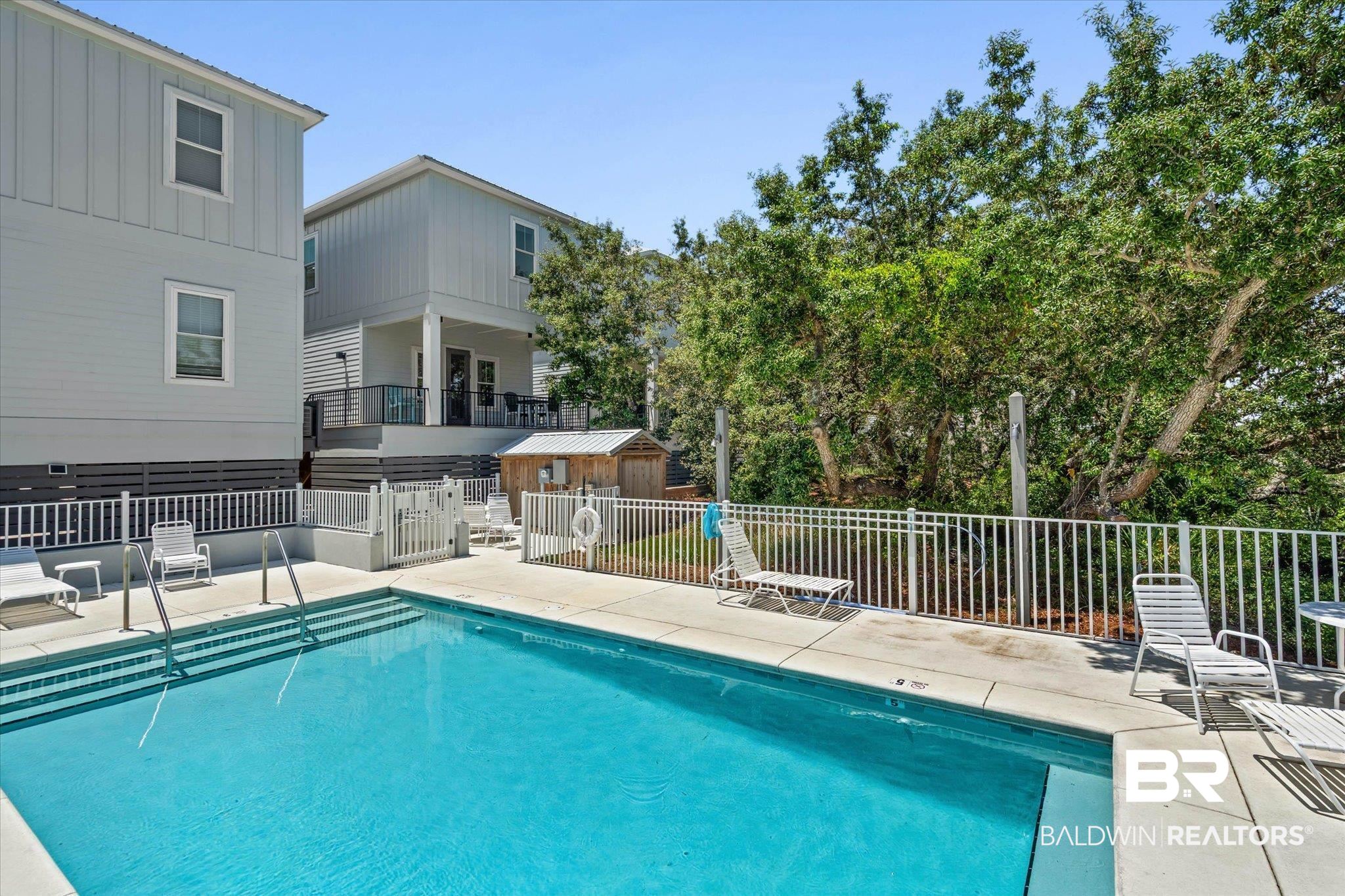 115 W 10th St #M, Gulf Shores, AL 36545 photo