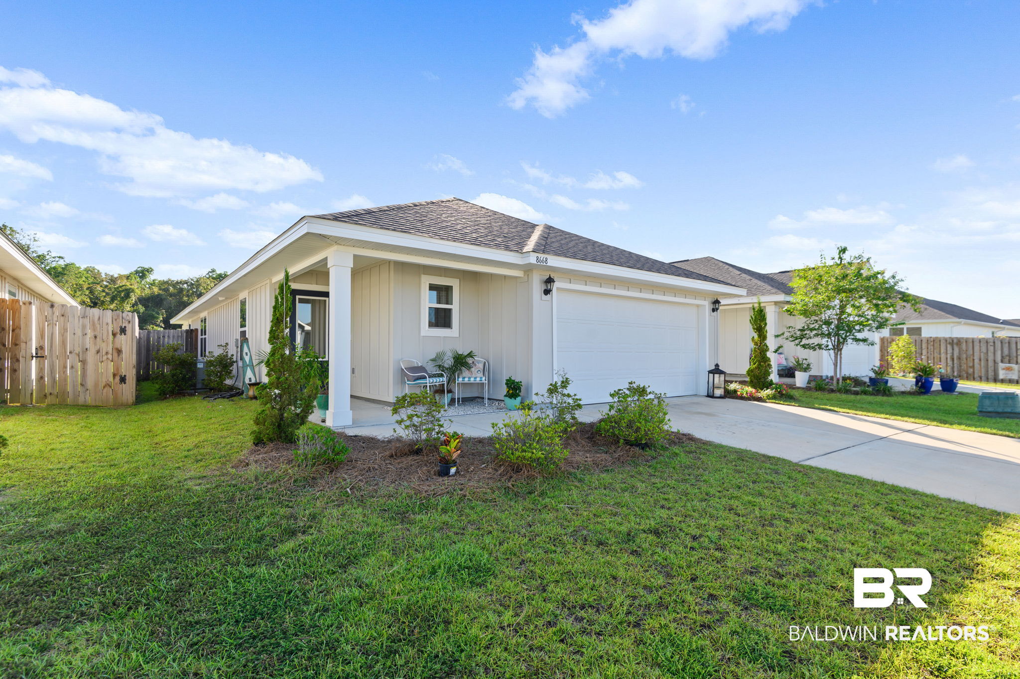 8668 Summer Bay Ln, Foley, AL 36535