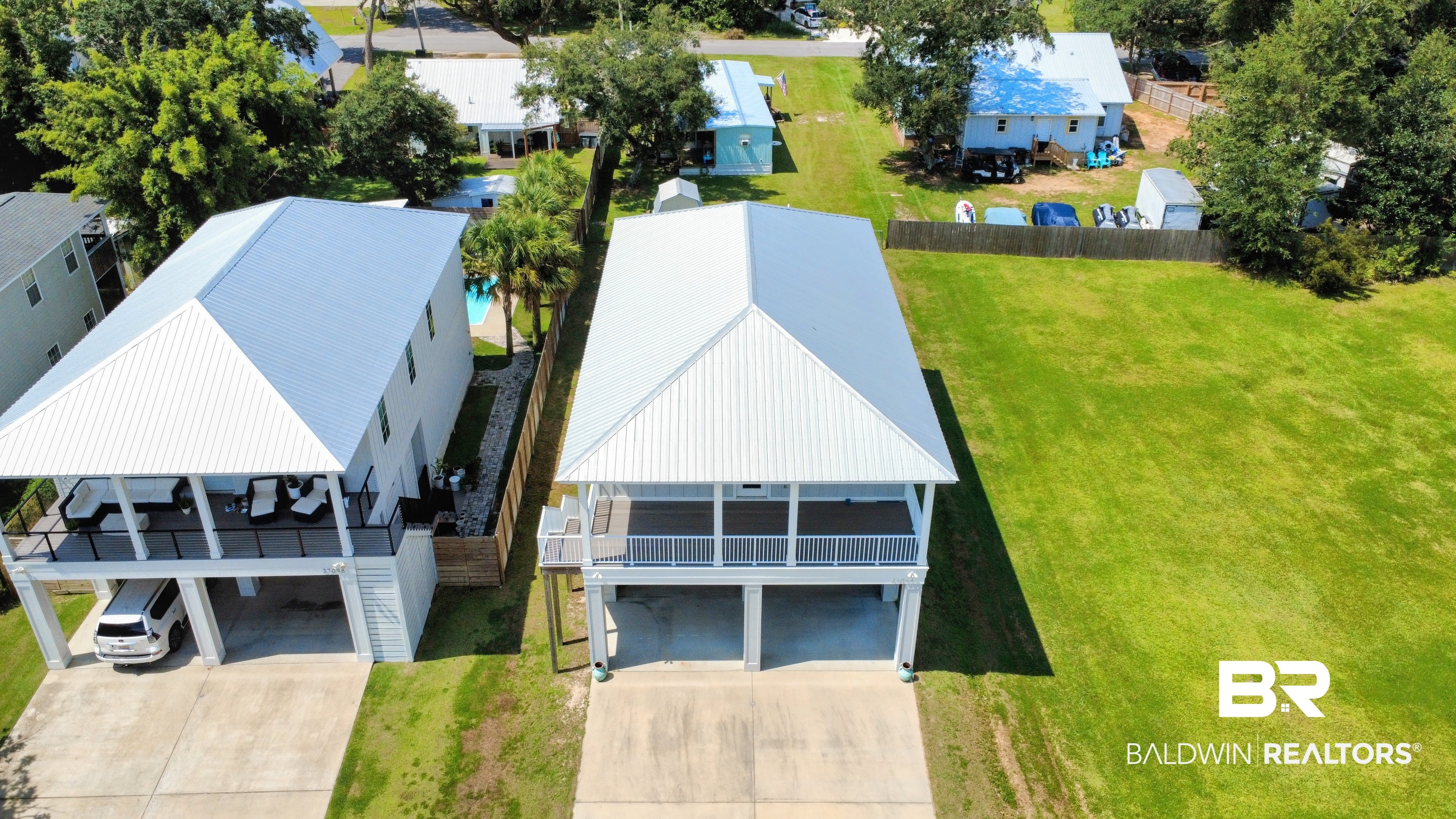 27094 Magnolia Dr, Orange Beach, AL 36561 photo